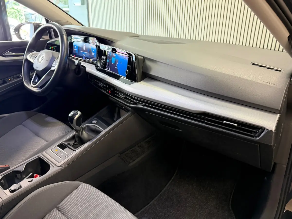 1.0 TSI Life Business CLIMA PDC CRUISE STOELVERWARMING BLUETOOTH APPLE CARPLAY USB KEYLESS