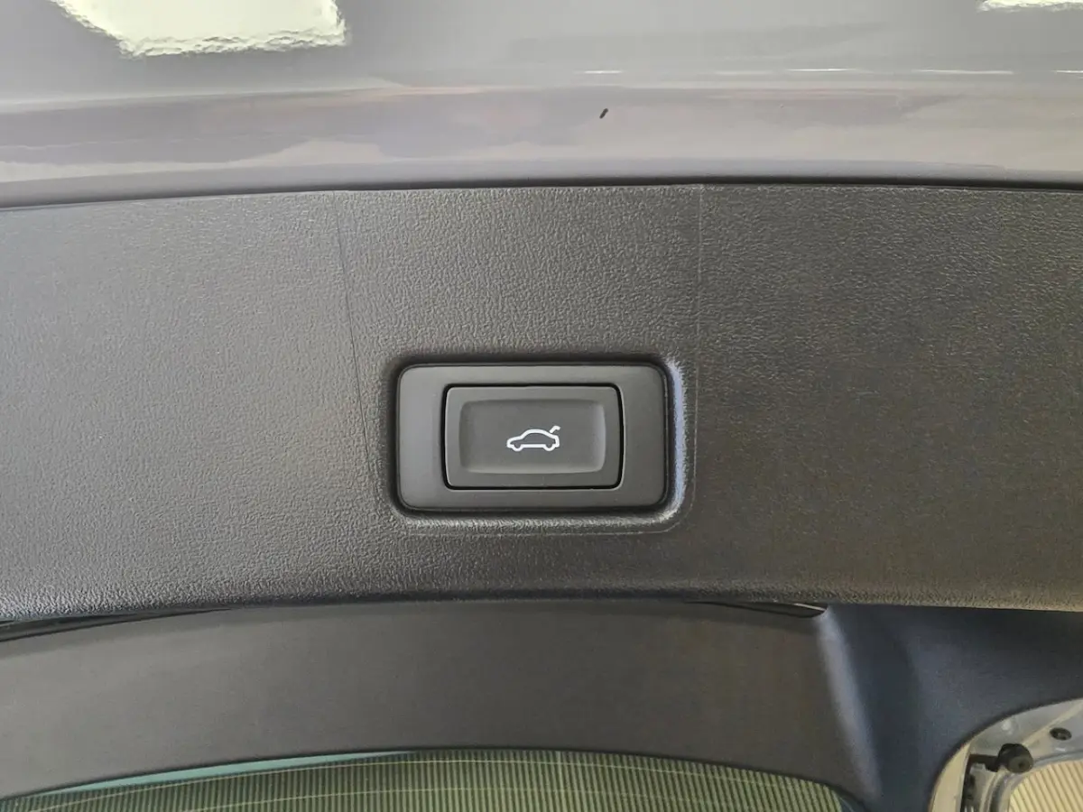 45 S Edition 82 kWh TREKHAAK CAMERA PARKEERSENSOREN VOOR EN ACHTER NAVI ADAPTIEVE CRUISE C