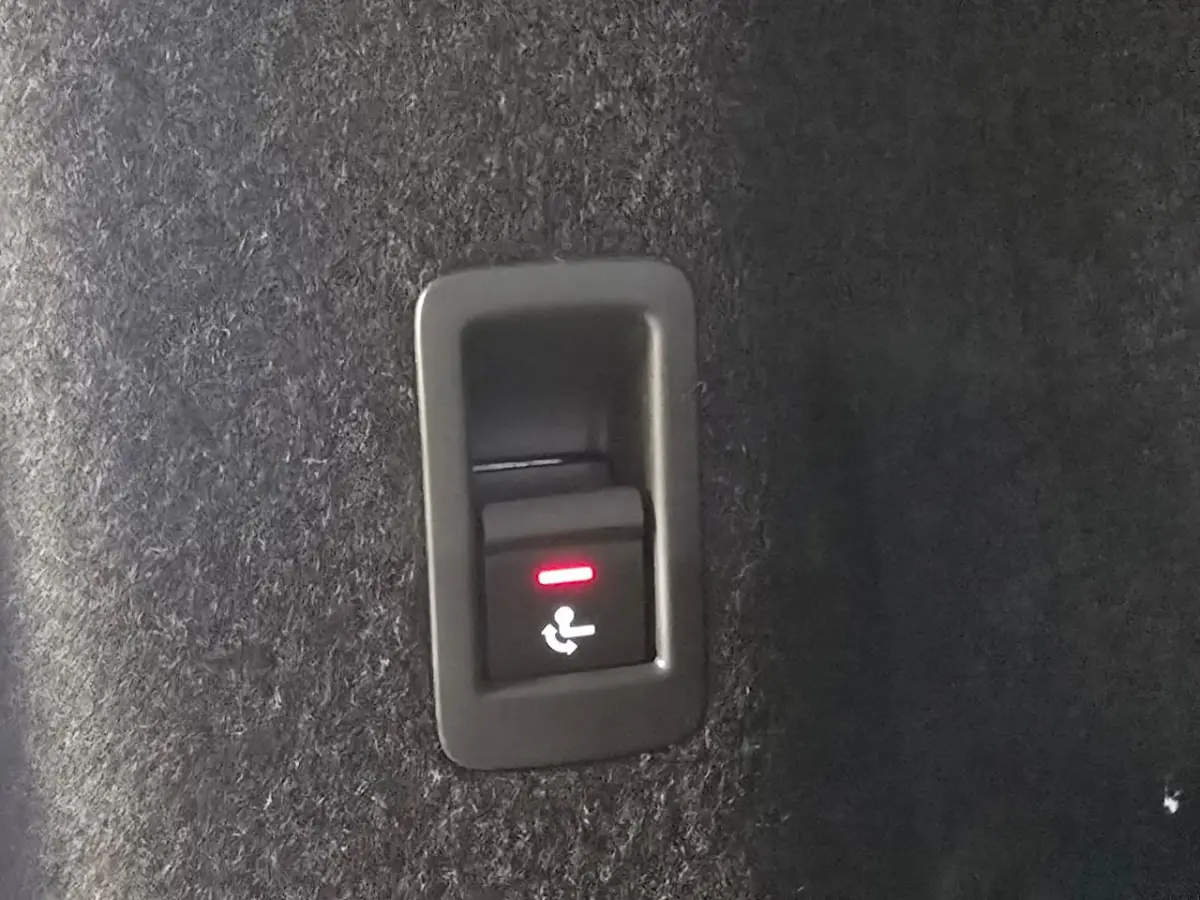 45 S Edition 82 kWh TREKHAAK CAMERA PARKEERSENSOREN VOOR EN ACHTER NAVI ADAPTIEVE CRUISE C