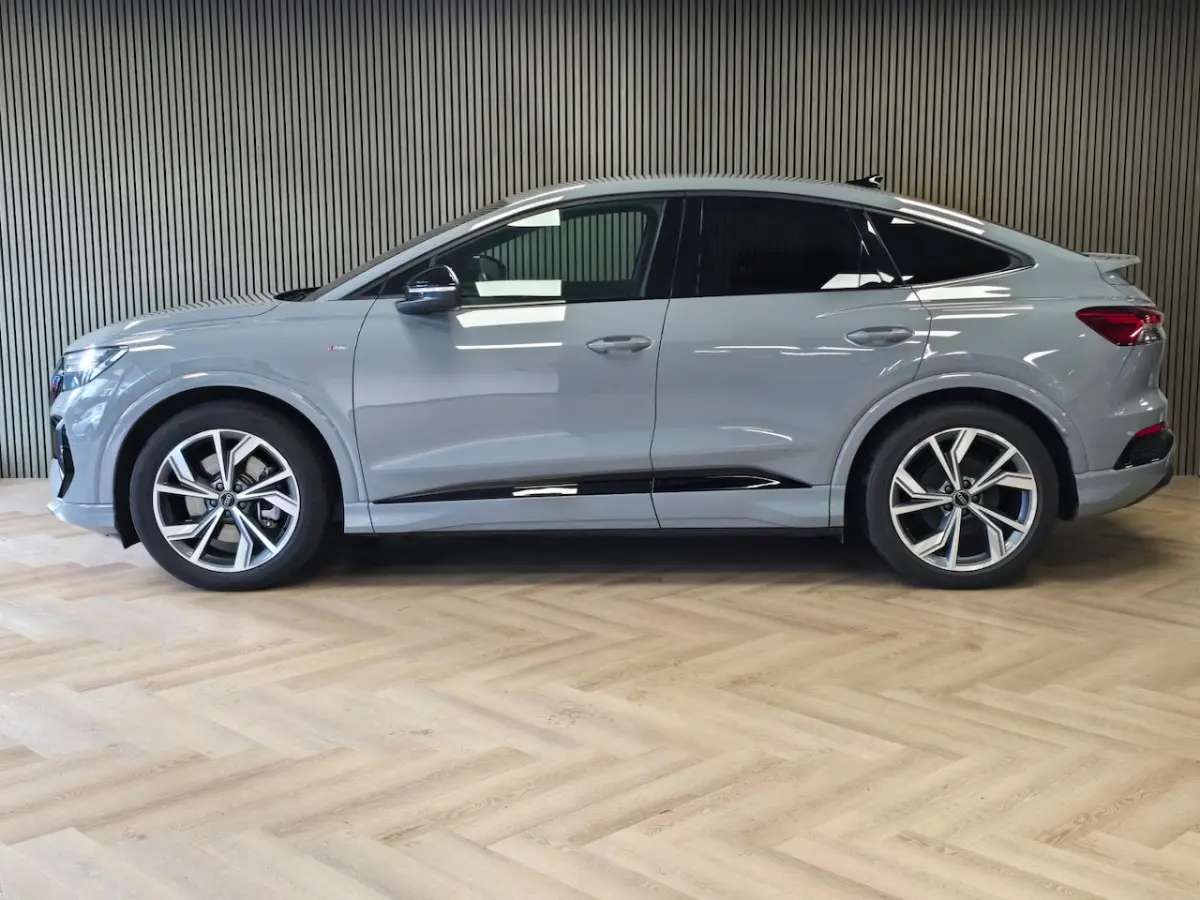 45 S Edition 82 kWh TREKHAAK CAMERA PARKEERSENSOREN VOOR EN ACHTER NAVI ADAPTIEVE CRUISE C