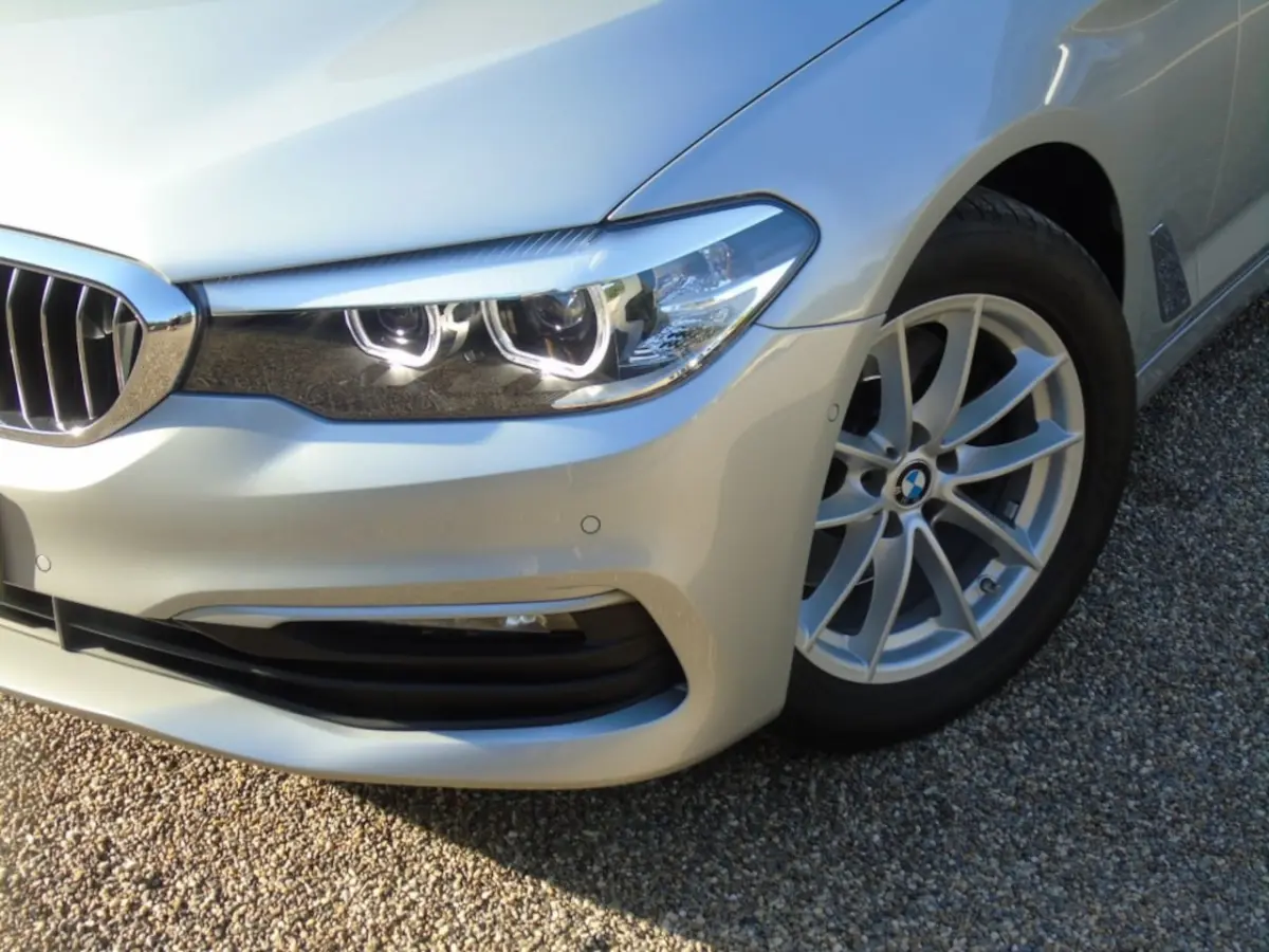 520i sedan Automaat - 2018 - 108DKM - Airco - Leder - Camera
