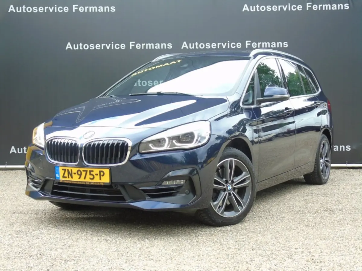 218i Automaat - 2019 - 7 persoons - Navi - Trekhaak