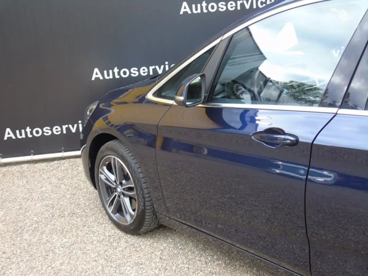218i Automaat - 2019 - 7 persoons - Navi - Trekhaak