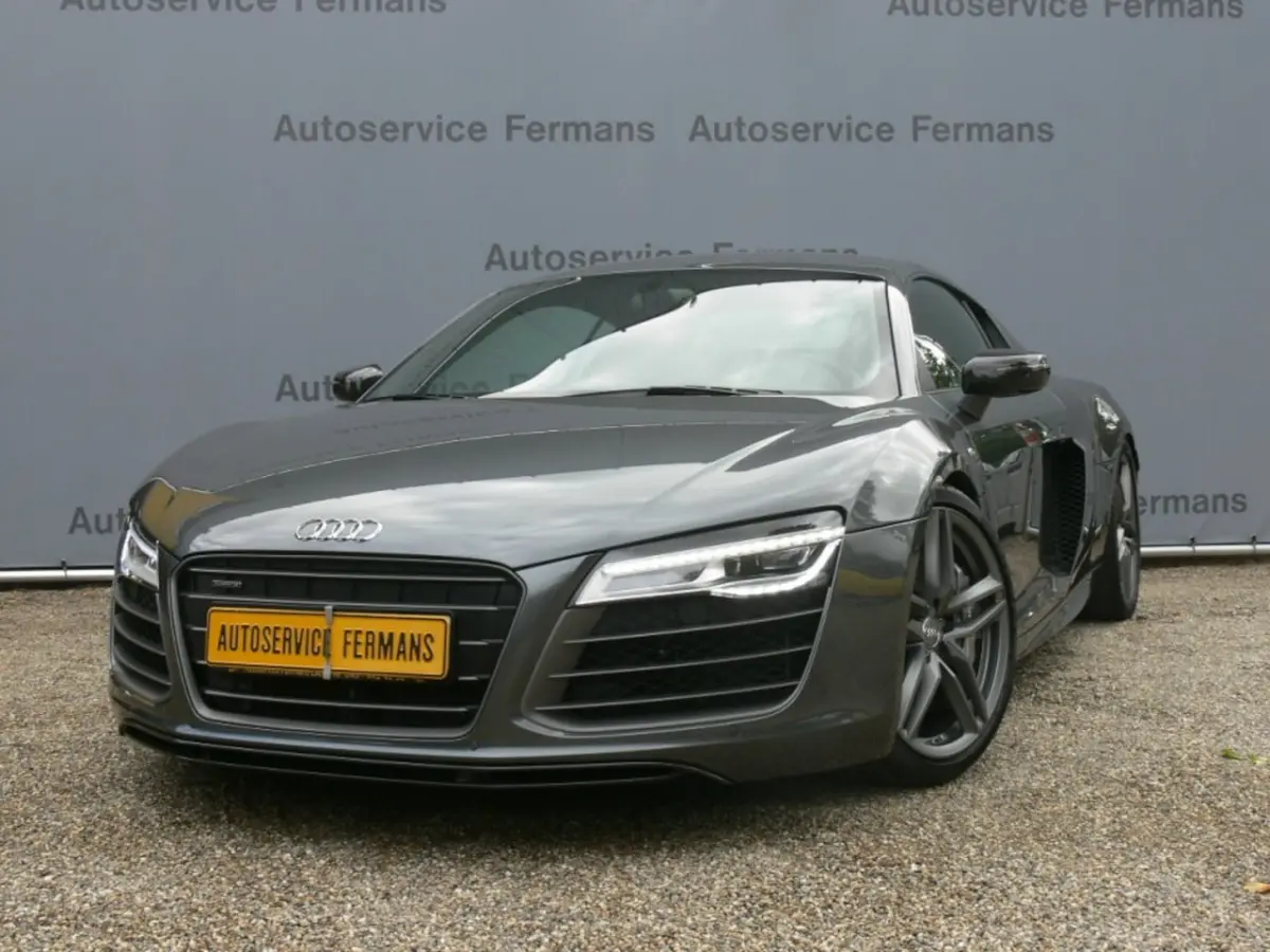 5.2FSI V10 Plus 550PK - Carbon - Schalensitze - Megavoll
