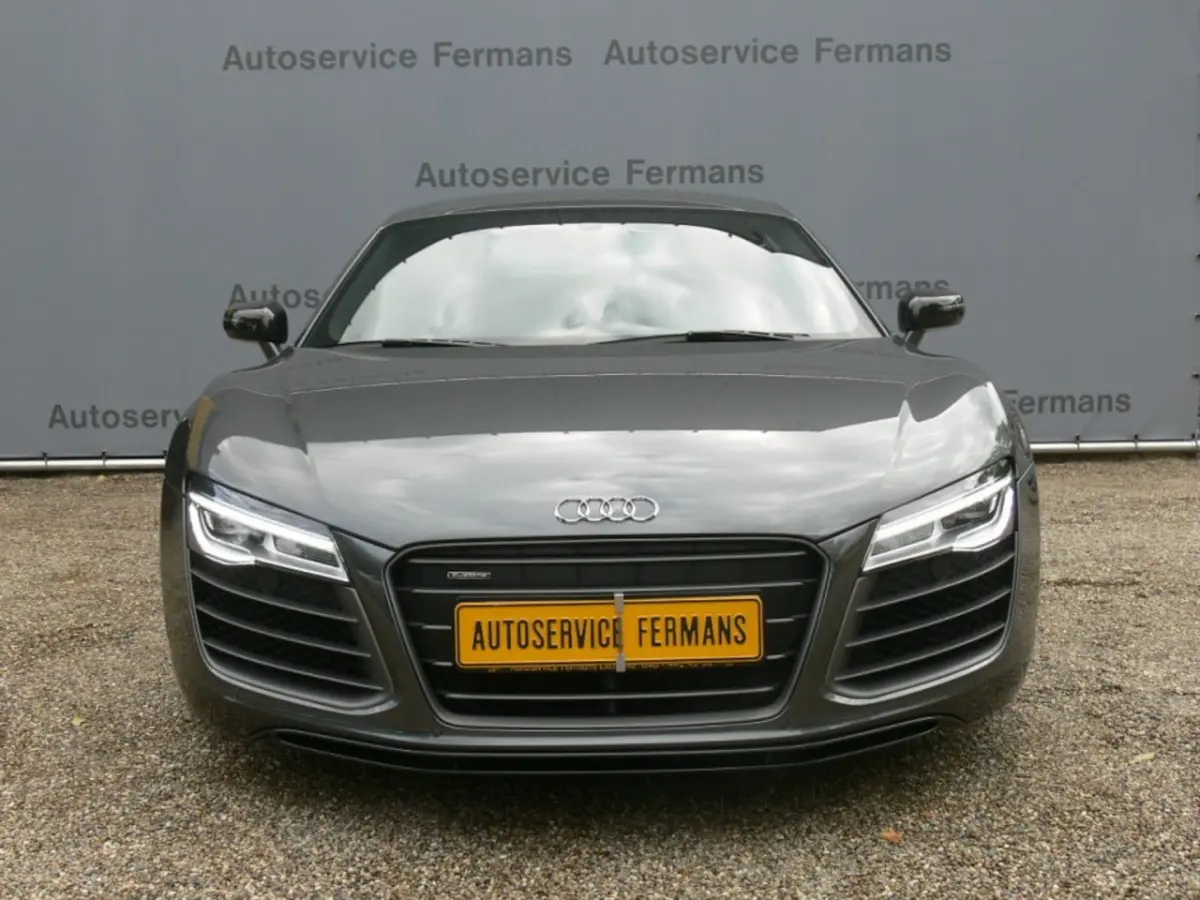 5.2FSI V10 Plus 550PK - Carbon - Schalensitze - Megavoll