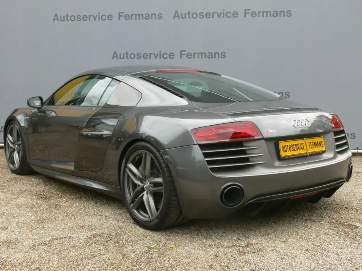 5.2FSI V10 Plus 550PK - Carbon - Schalensitze - Megavoll