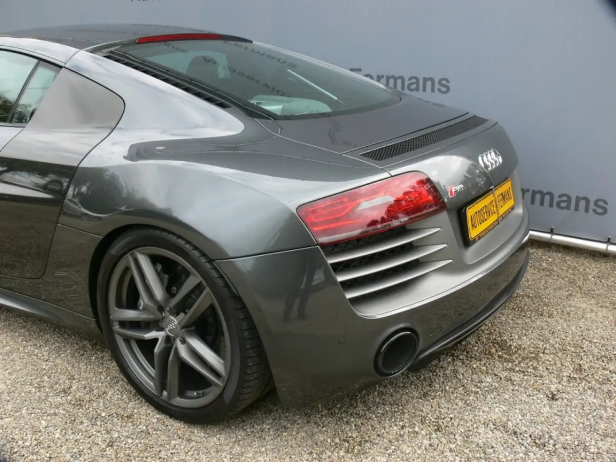 5.2FSI V10 Plus 550PK - Carbon - Schalensitze - Megavoll