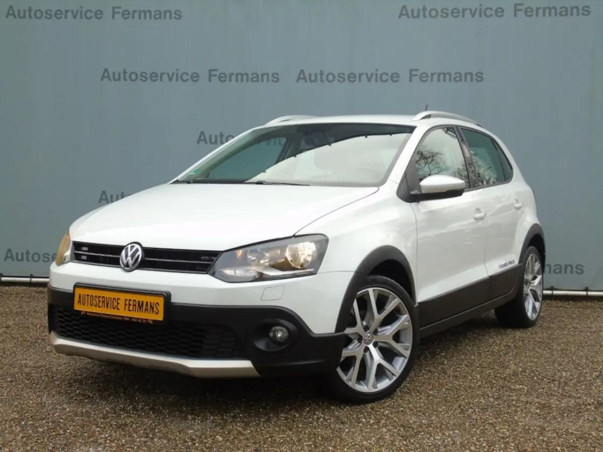 Crosspolo Cross 1.2TSI - 2017 - 96DKM - 17- Airco