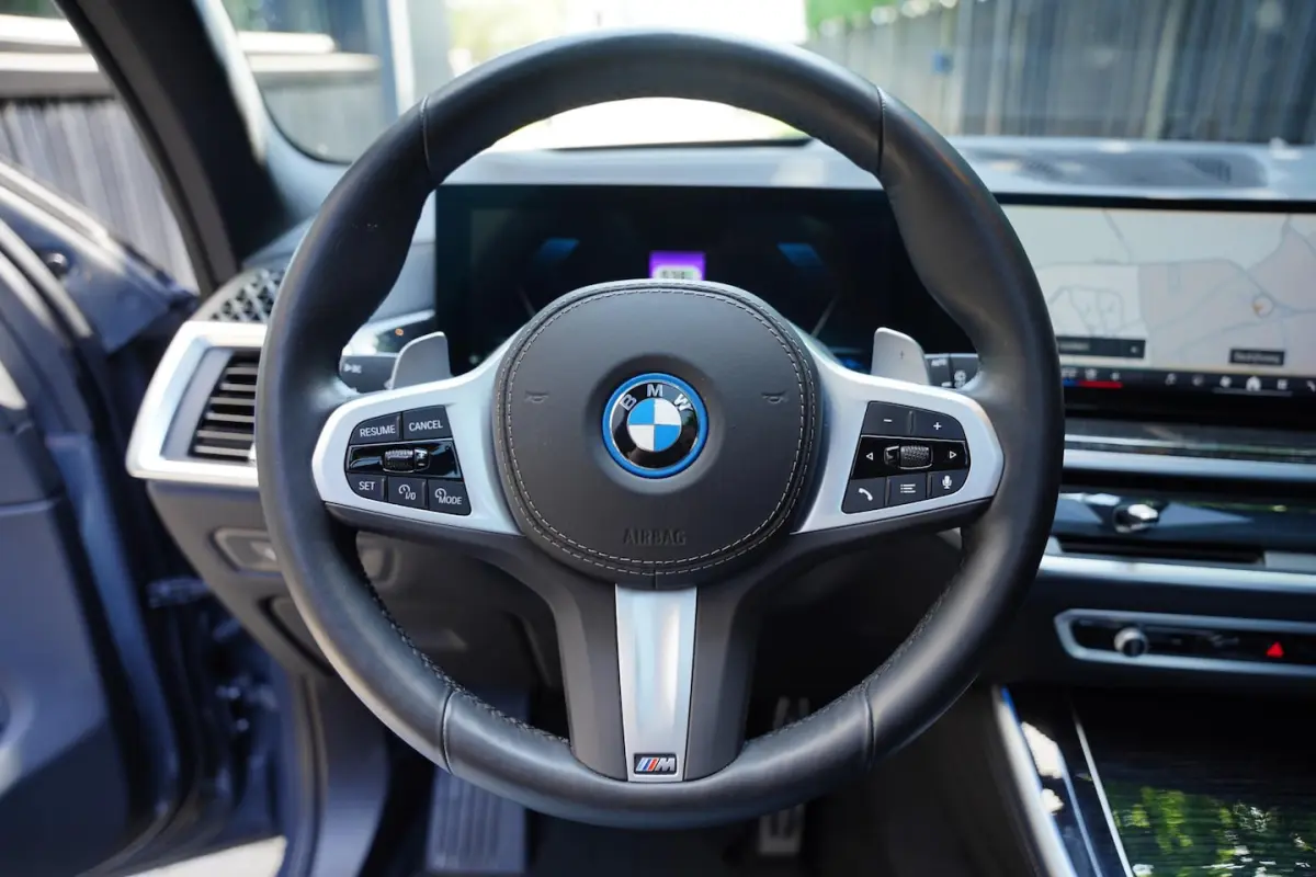 X-Drive 50 E / Harman Kardon / Trekhaak / 22 Inch