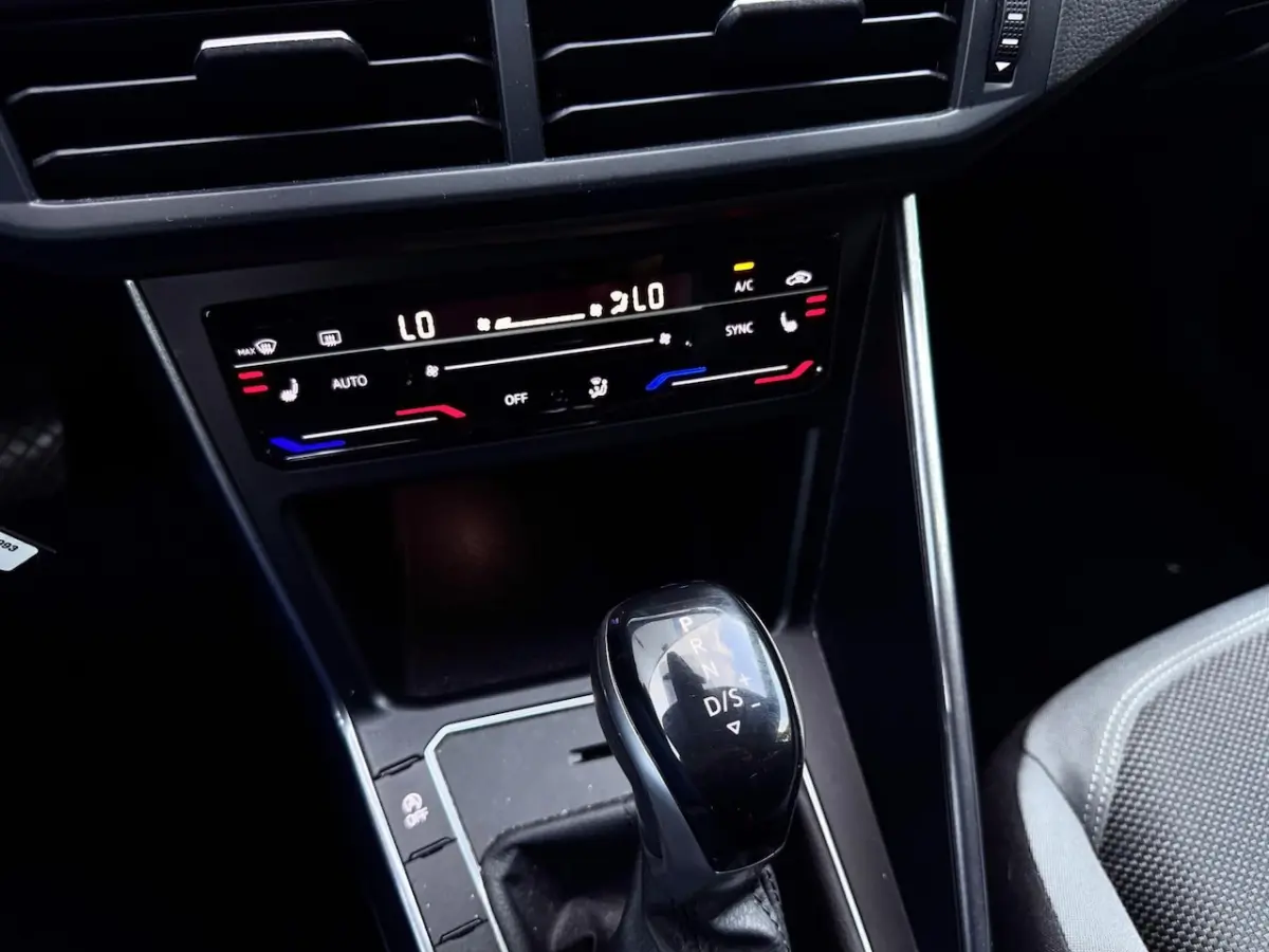 1.0 TSI Style DSG IQ LIGHT CAMERA INC BTW VIRTUAL