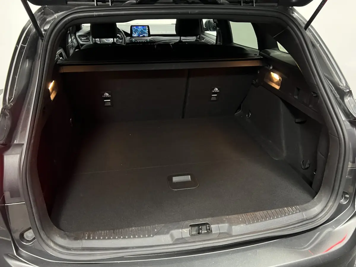 1.0 EcoBoost ST Line Business | NAVI | KEYLESS | ACC | STOEL-/STUURVERWARMING |