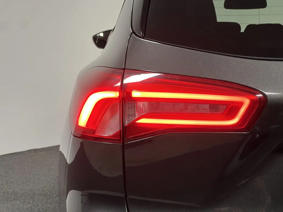1.0 EcoBoost ST Line Business | NAVI | KEYLESS | ACC | STOEL-/STUURVERWARMING |