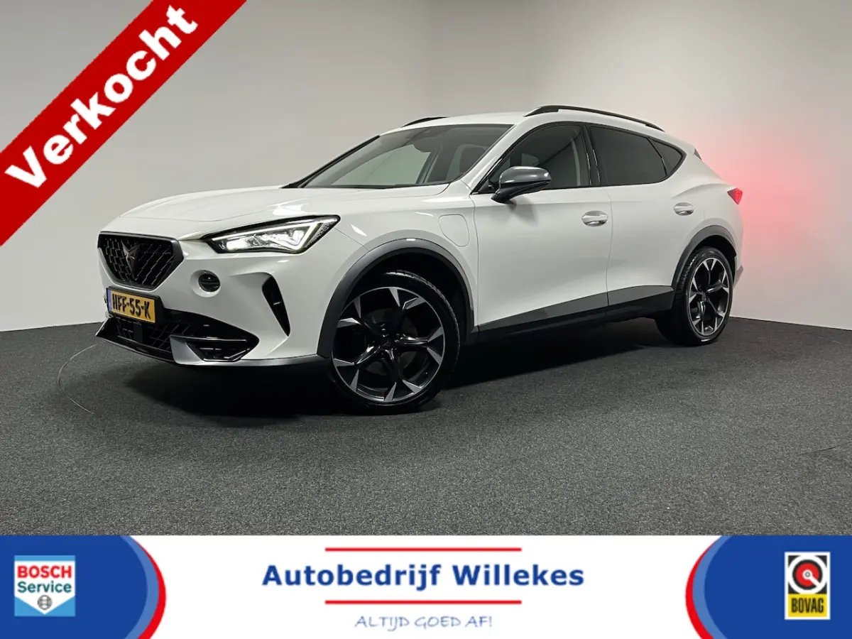 1.4 e-Hybrid Business | NAVI | KEYLESS | ACC | STUUR-/STOELVERWARMING |