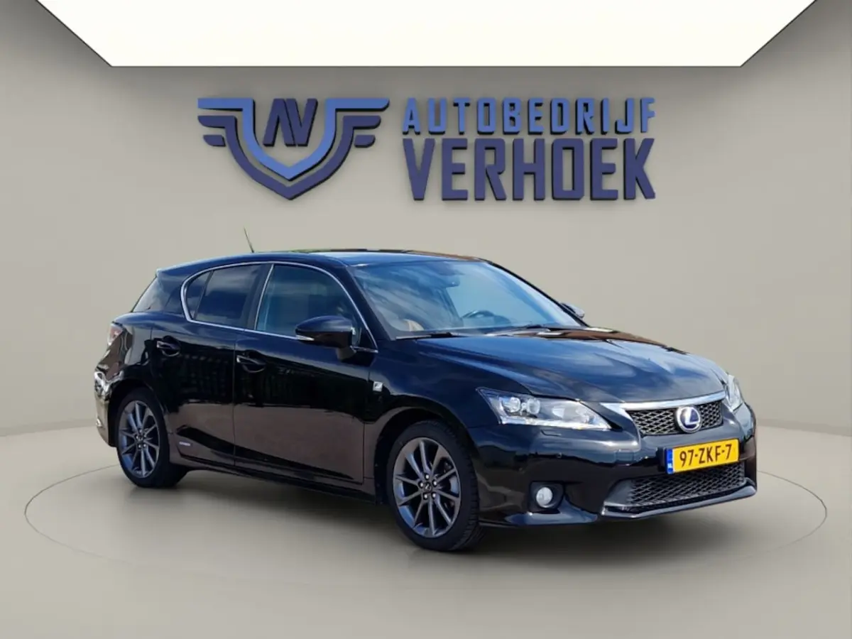 Lexus CT leasen