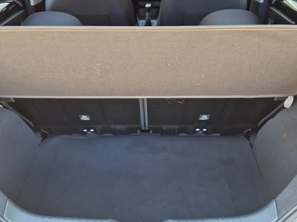 1.0 VVT-i MT Play NL Auto - All Season Banden - Carplay