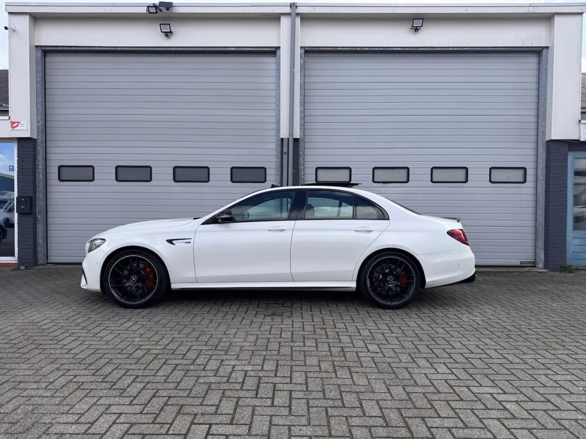 AMG 63 4MATIC Premium Plus