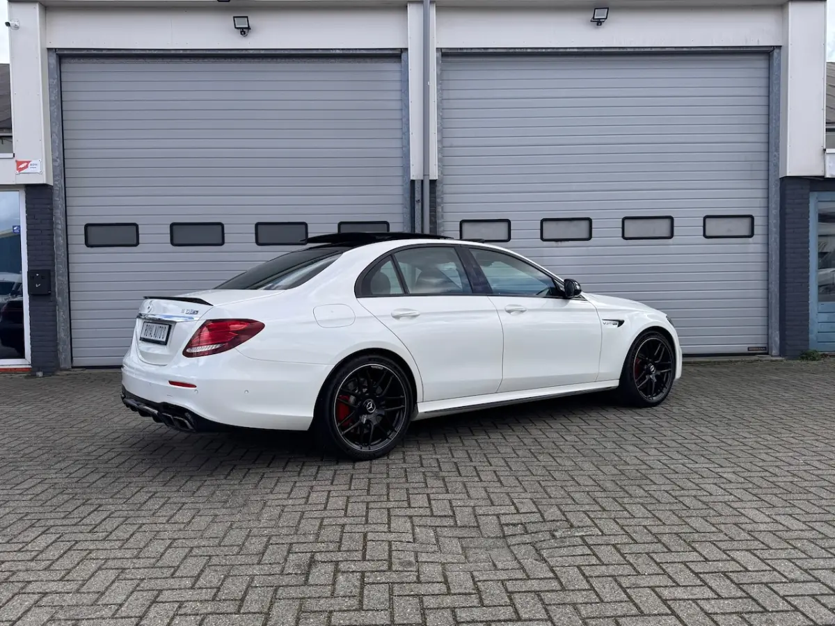 AMG 63 4MATIC Premium Plus