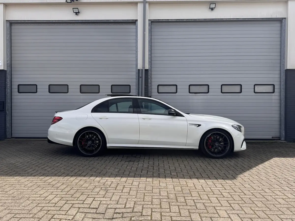 AMG 63 4MATIC Premium Plus