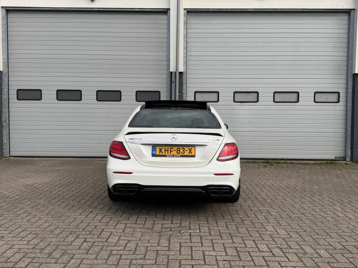 AMG 63 4MATIC Premium Plus