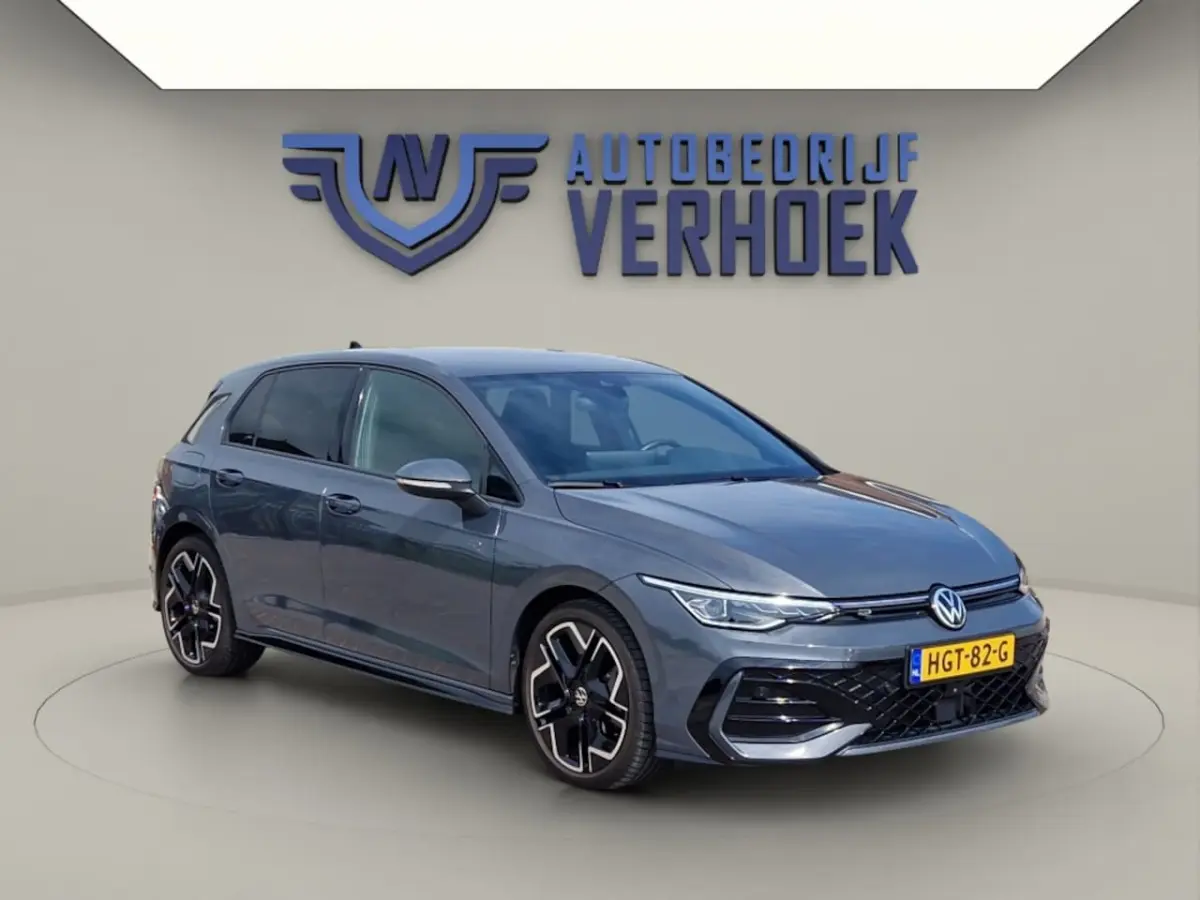 1.5 eTSI R-Line 360Â° Camera - NL Auto - Stuur en Stoelverwarming
