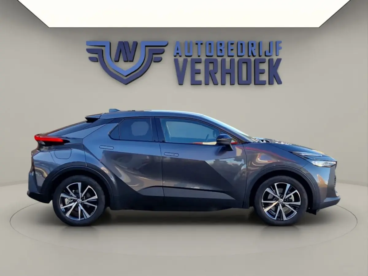 2.0 Plug-in Hybrid 220 Dynamic - NL Auto - Luxe uitvoering