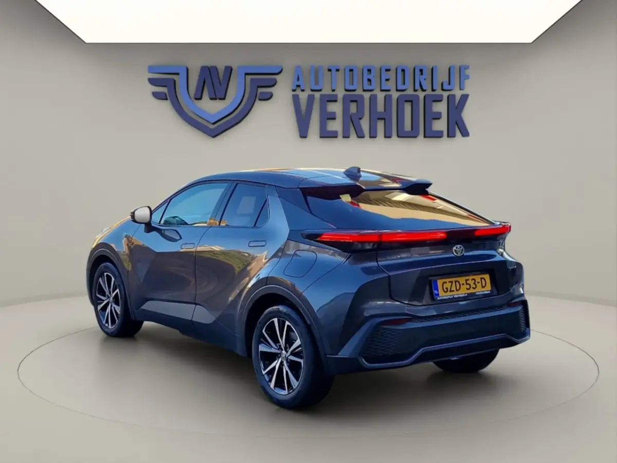 2.0 Plug-in Hybrid 220 Dynamic - NL Auto - Luxe uitvoering