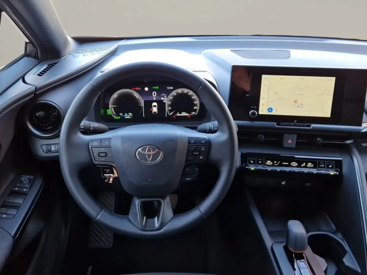 2.0 Plug-in Hybrid 220 Dynamic - NL Auto - Luxe uitvoering