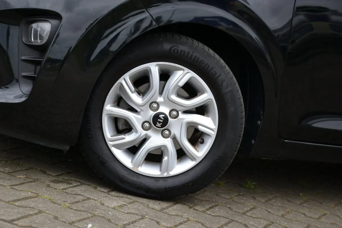 1.0 CVVT ComfortPlusLine Navigator | Camera | Cruise | Lm Velgen
