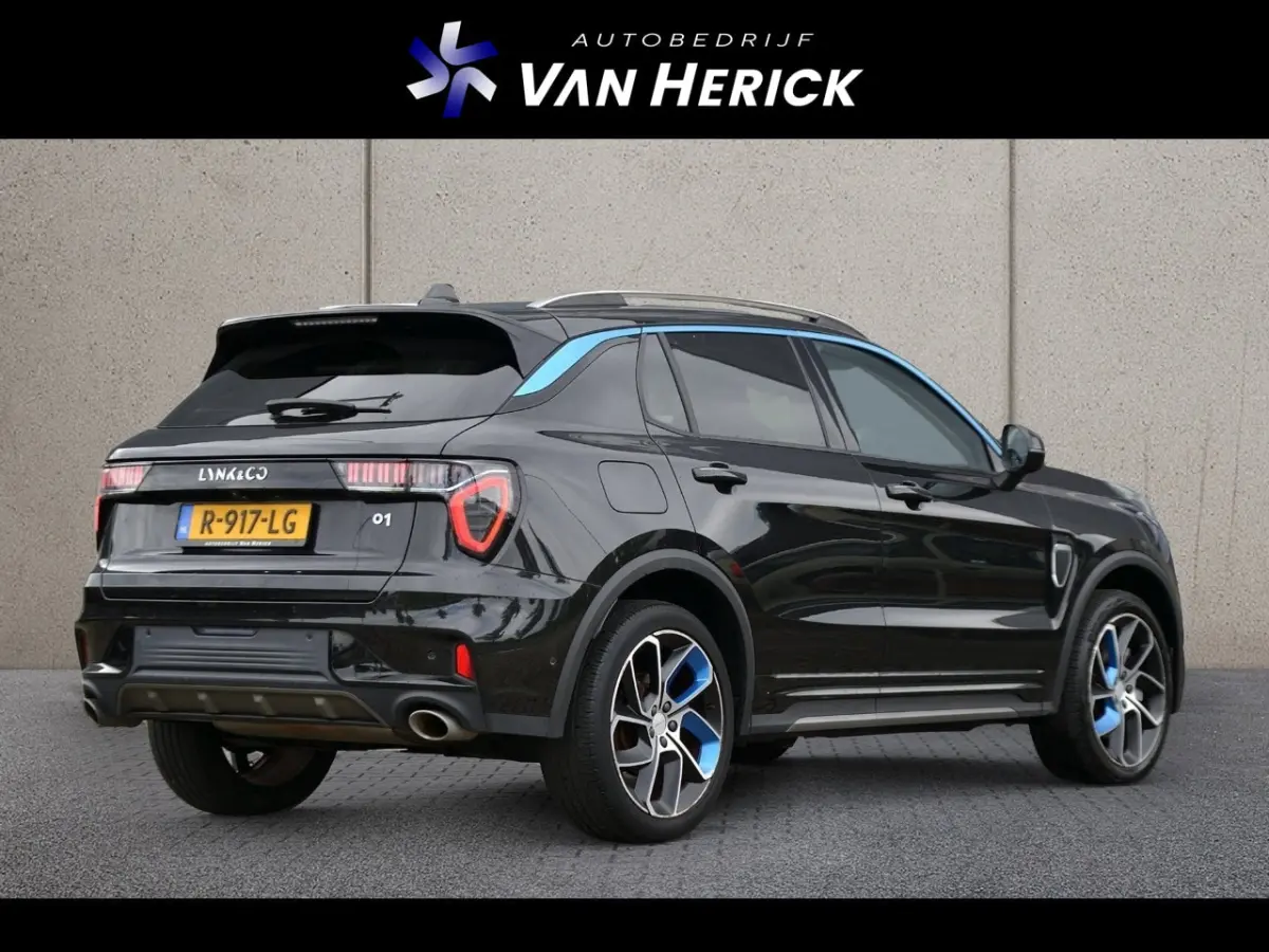 1.5 Plug-in Hybrid | Panoramadak | 360 Camera | Carplay