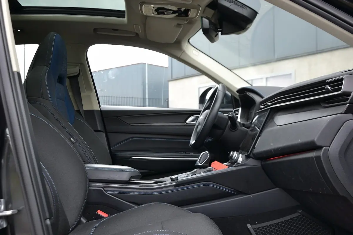 1.5 Plug-in Hybrid | Panoramadak | 360 Camera | Carplay