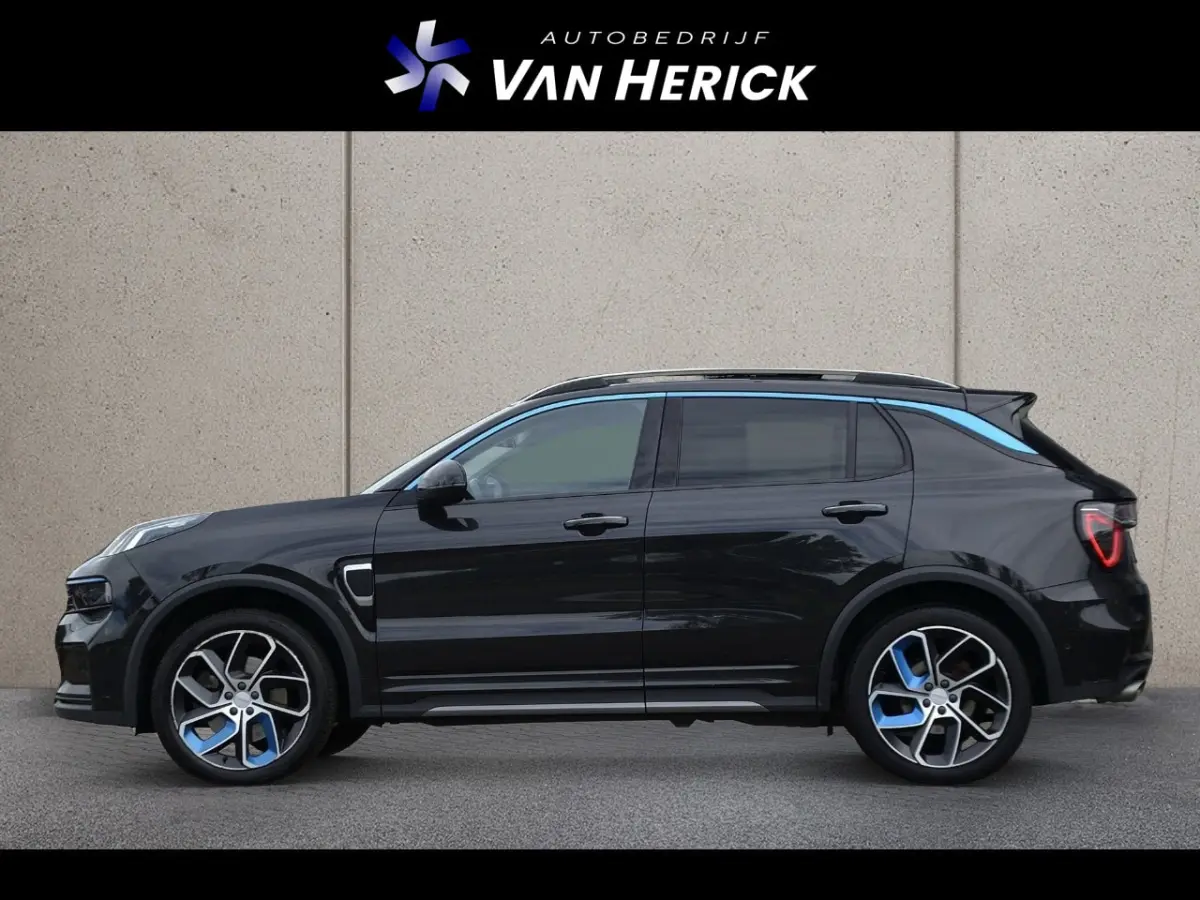1.5 Plug-in Hybrid | Panoramadak | 360 Camera | Carplay
