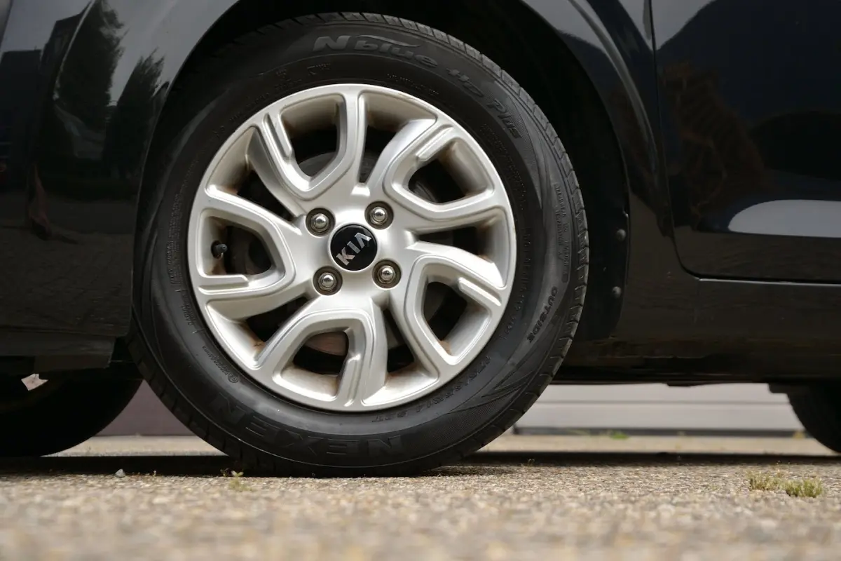 1.0 CVVT EconomyPlusLine | Airco | Bluetooth | LM Velgen