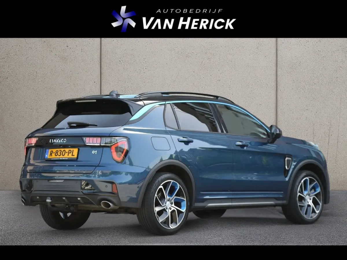 1.5 Plug-in Hybrid | Panoramadak | 360 Camera | Trekhaak