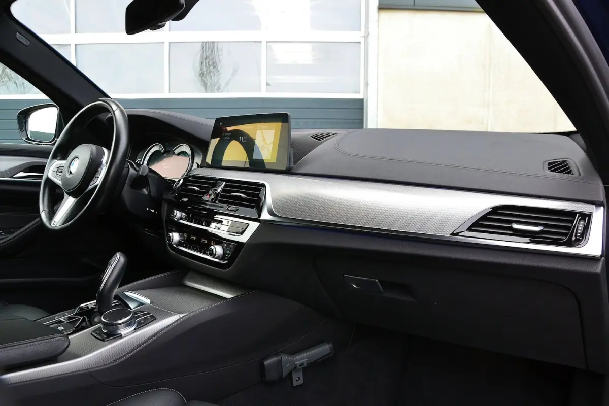 530e High Executive | M-Sport | Keyless | Achteruitrijcamera