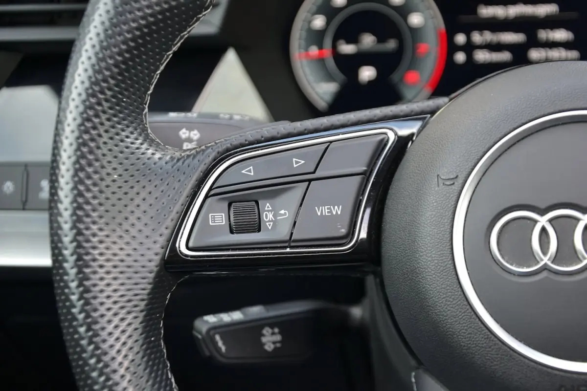 30 TFSI S-Line Automaat | Panoramadak | Navigatie | Trekhaak
