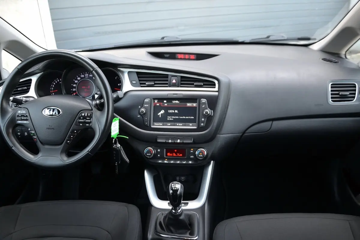 1.0 T-GDi Design Edition 120PK | Navigatie | Achteruitrijcamera | Climate Control