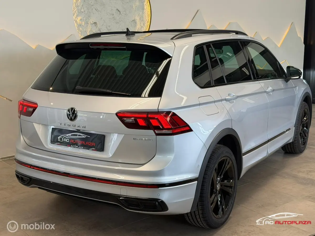 1.4 TSI eHybrid R-Line Panorama/Keyless/Blindspot