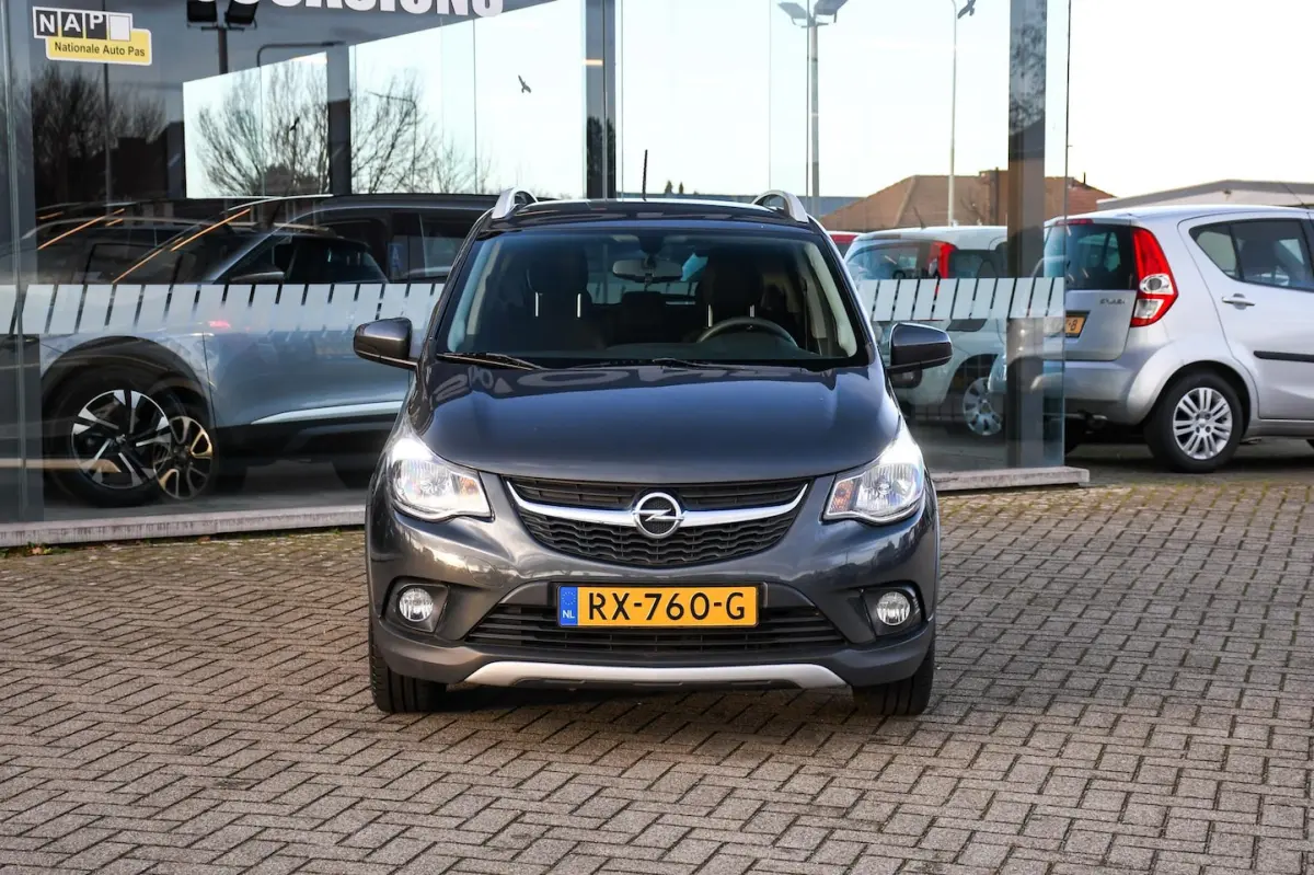 1.0 Rocks Online Edition APPLE CARPLAY/ NAVIGATIE