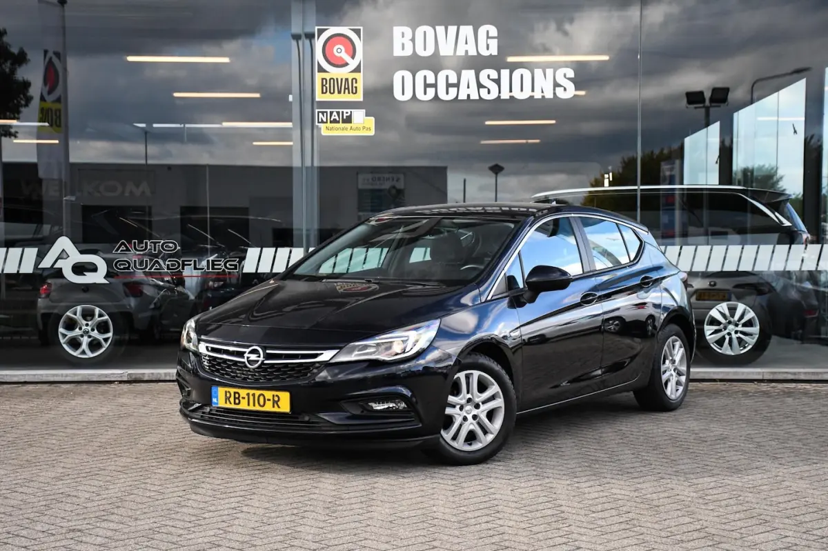 1.0 Online Edition APPLE CARPLAY/ NAVIGATIE/ DAB