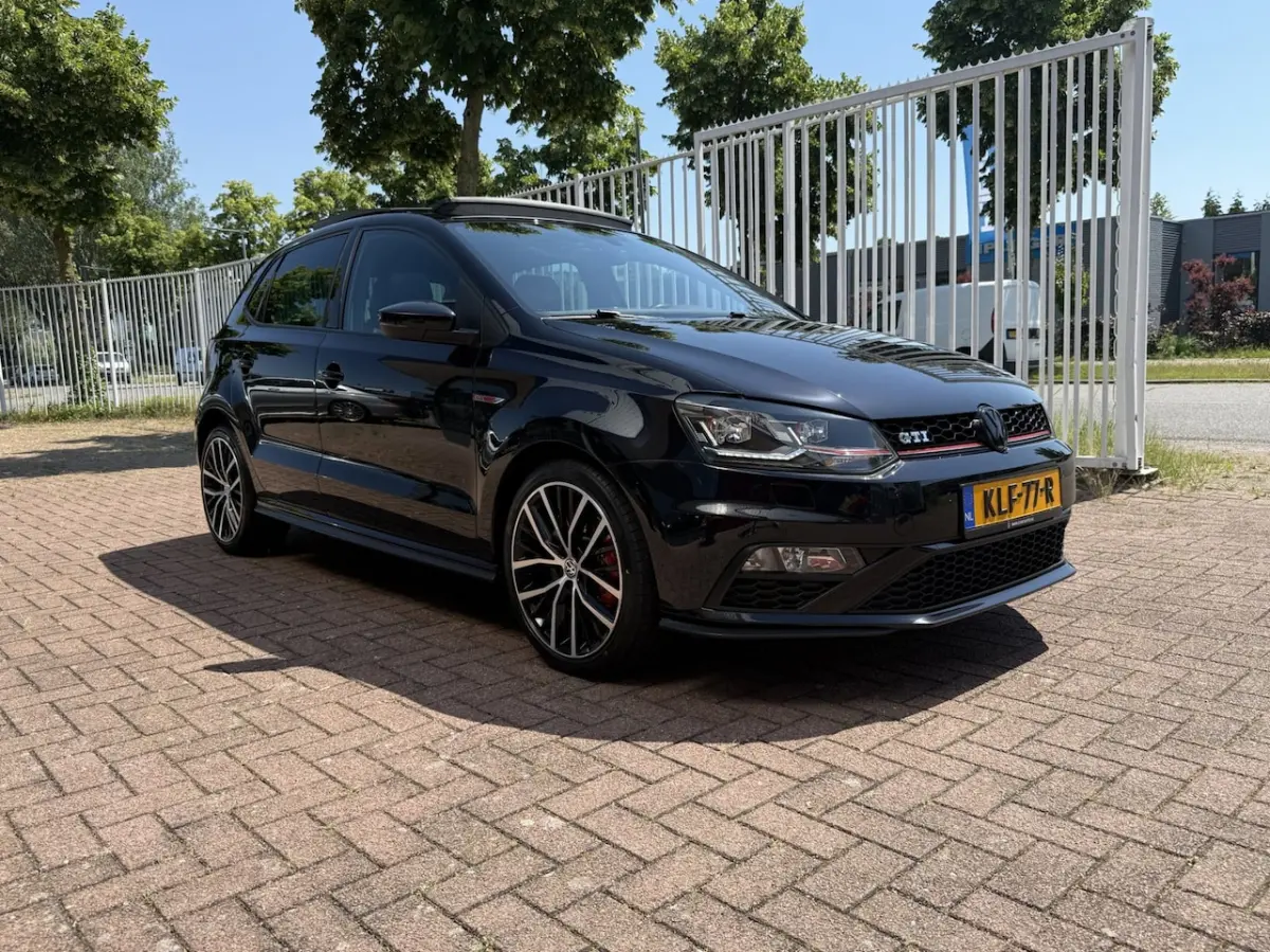 1.8 TSI GTI | DSG | Pano | LED | Navi