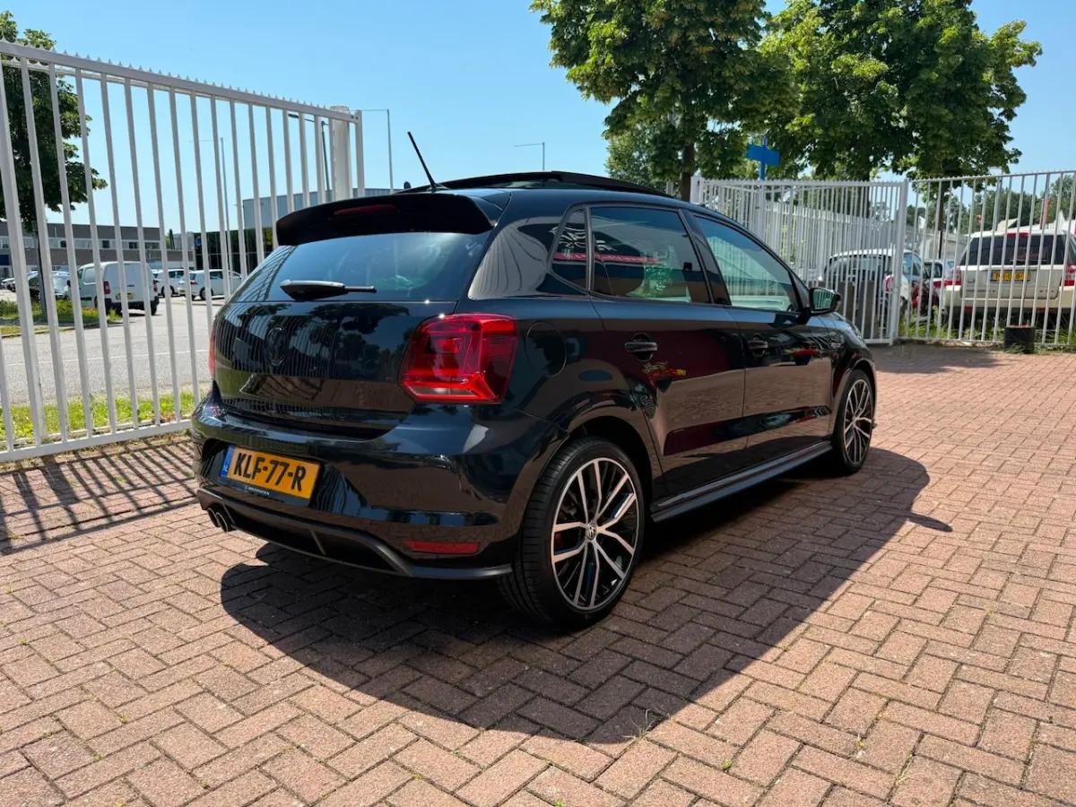 1.8 TSI GTI | DSG | Pano | LED | Navi