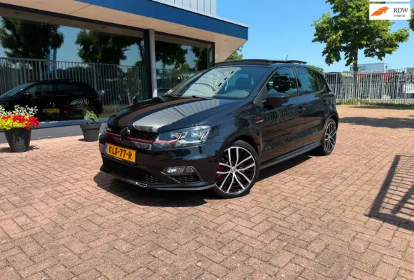 1.8 TSI GTI | DSG | Pano | LED | Navi