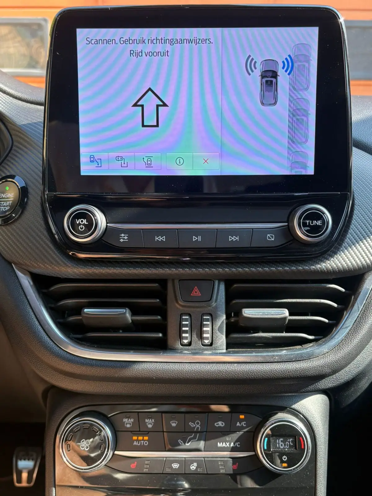 1.0 EcoBoost Hybrid ST-Line X