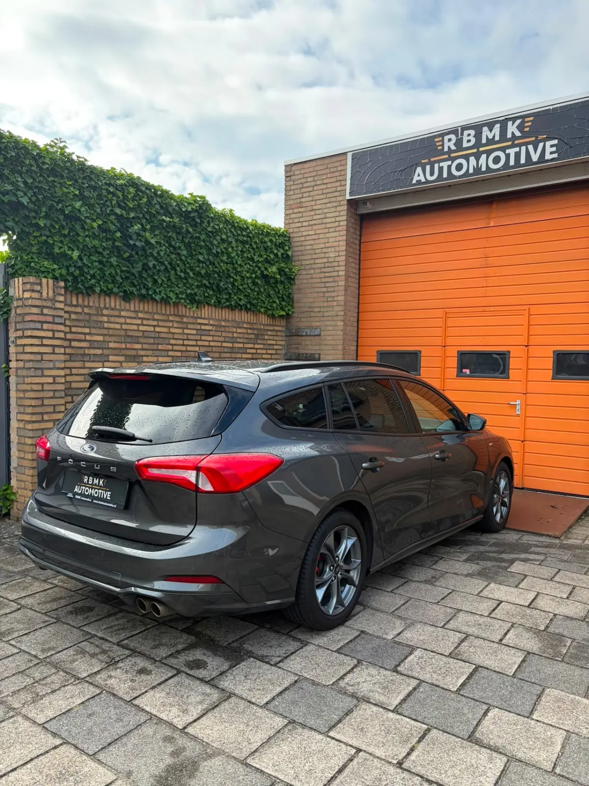 1.5 EcoBoost ST Line X Business