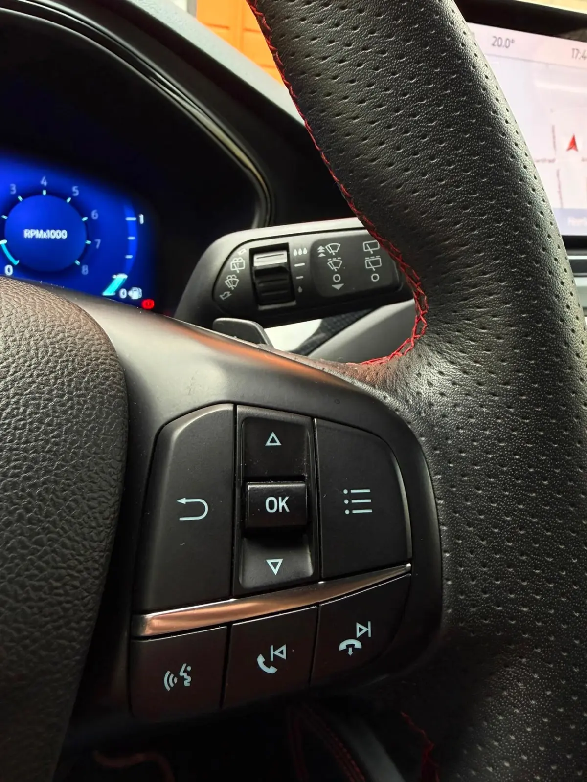 1.5 EcoBoost ST Line X Business