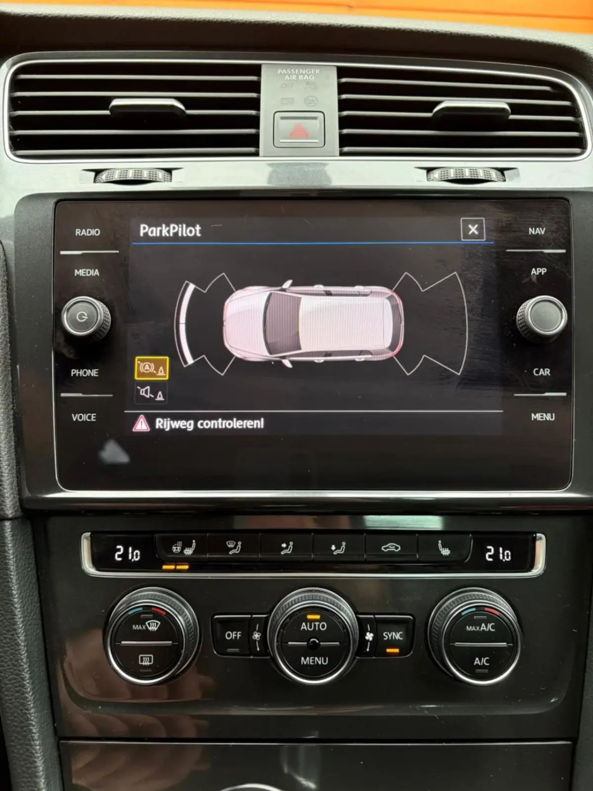 1.0 TSI Highline / Stoelmassage / Stuurverwarming