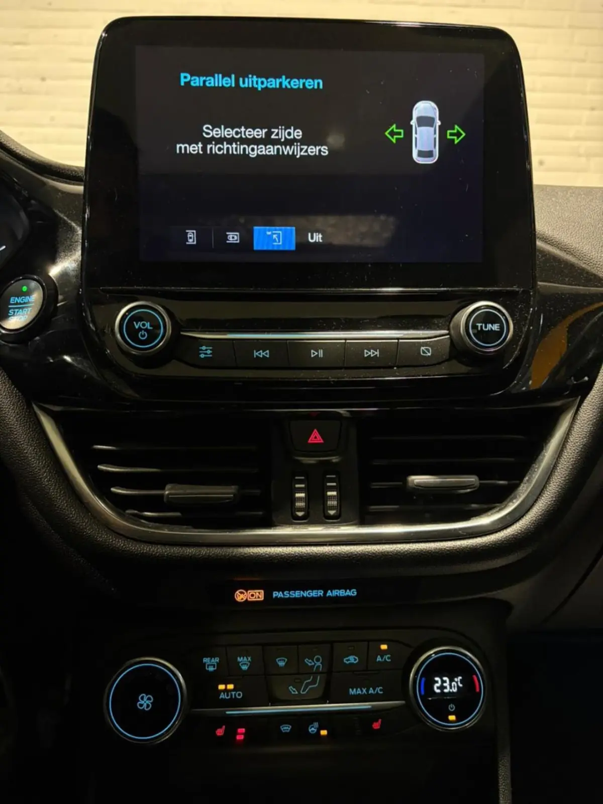 1.0 EcoBoost Titanium / Panoramadak