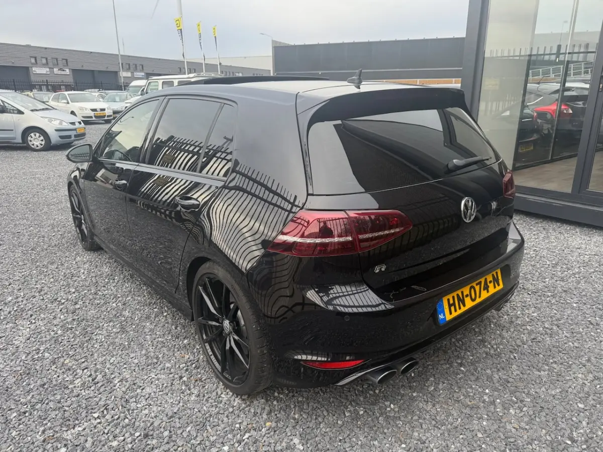 2.0 TSI R 4Motion 400PKCARBONPANOXENONDSGCARPLAY
