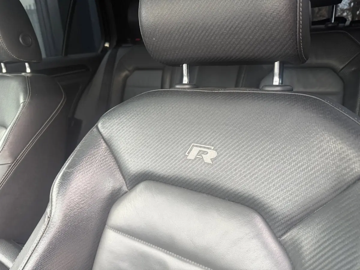 2.0 TSI R 4Motion 400PKCARBONPANOXENONDSGCARPLAY
