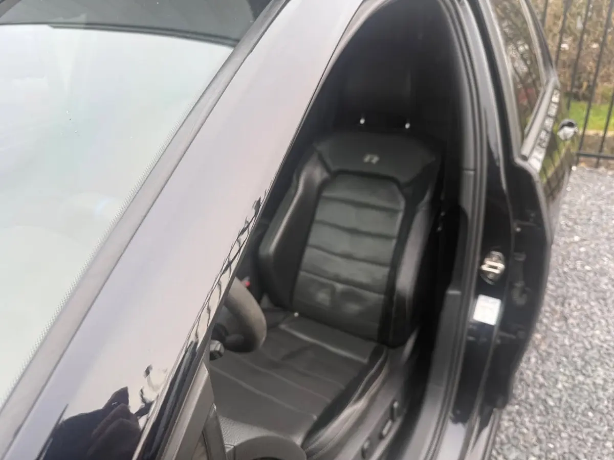 2.0 TSI R 4Motion 400PKCARBONPANOXENONDSGCARPLAY